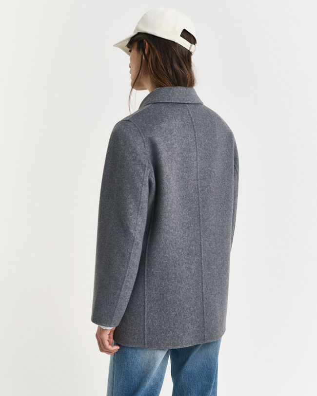 Jekker met handgestikt detail