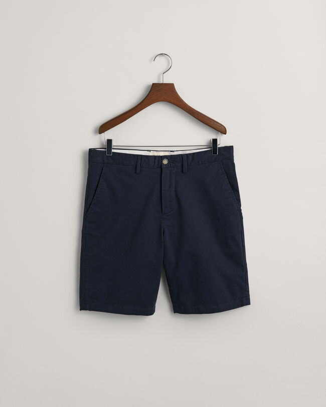 Seasonal Essential Regular Fit Archive Shield chinoshort