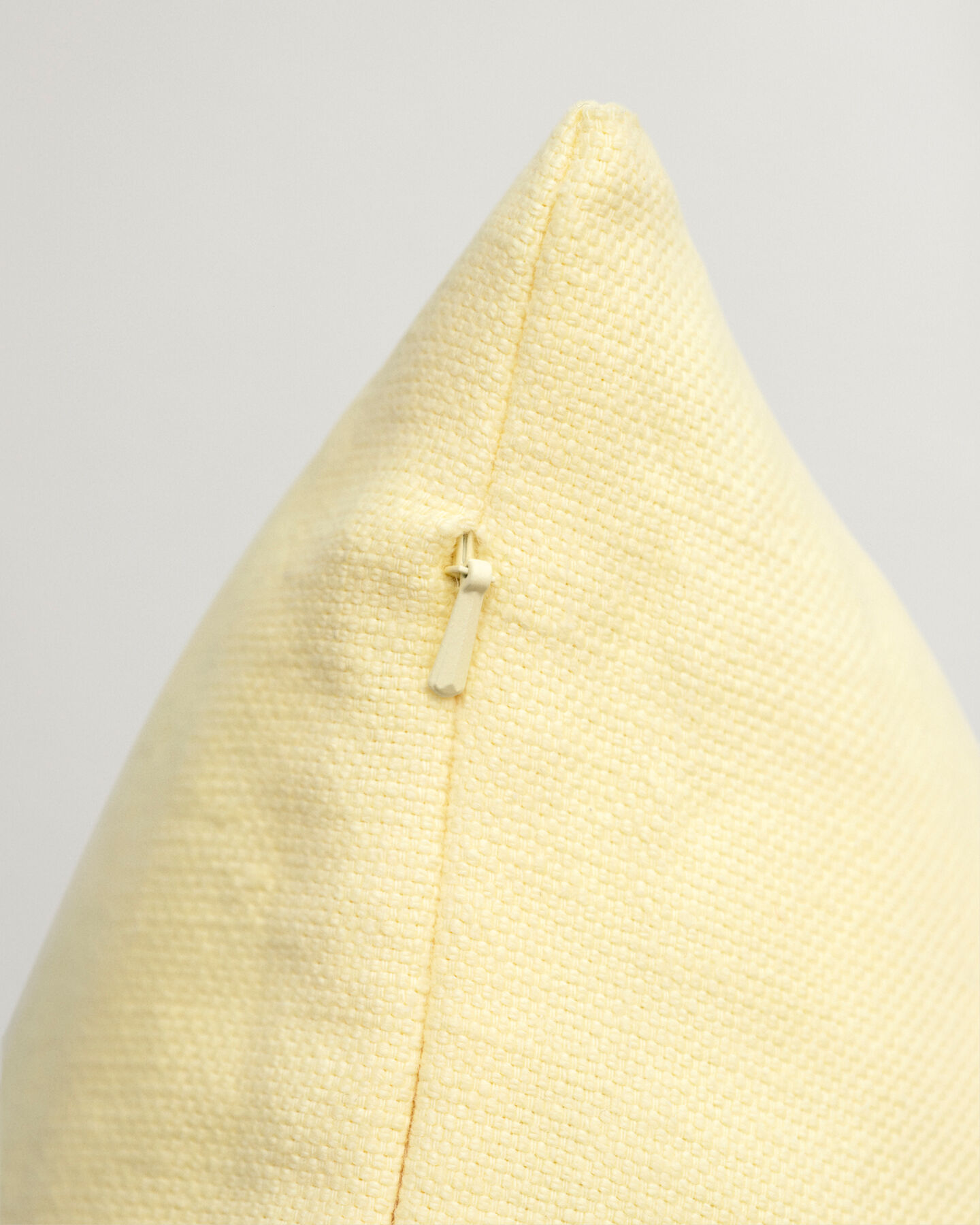 Crest kussenhoes in ton sur ton