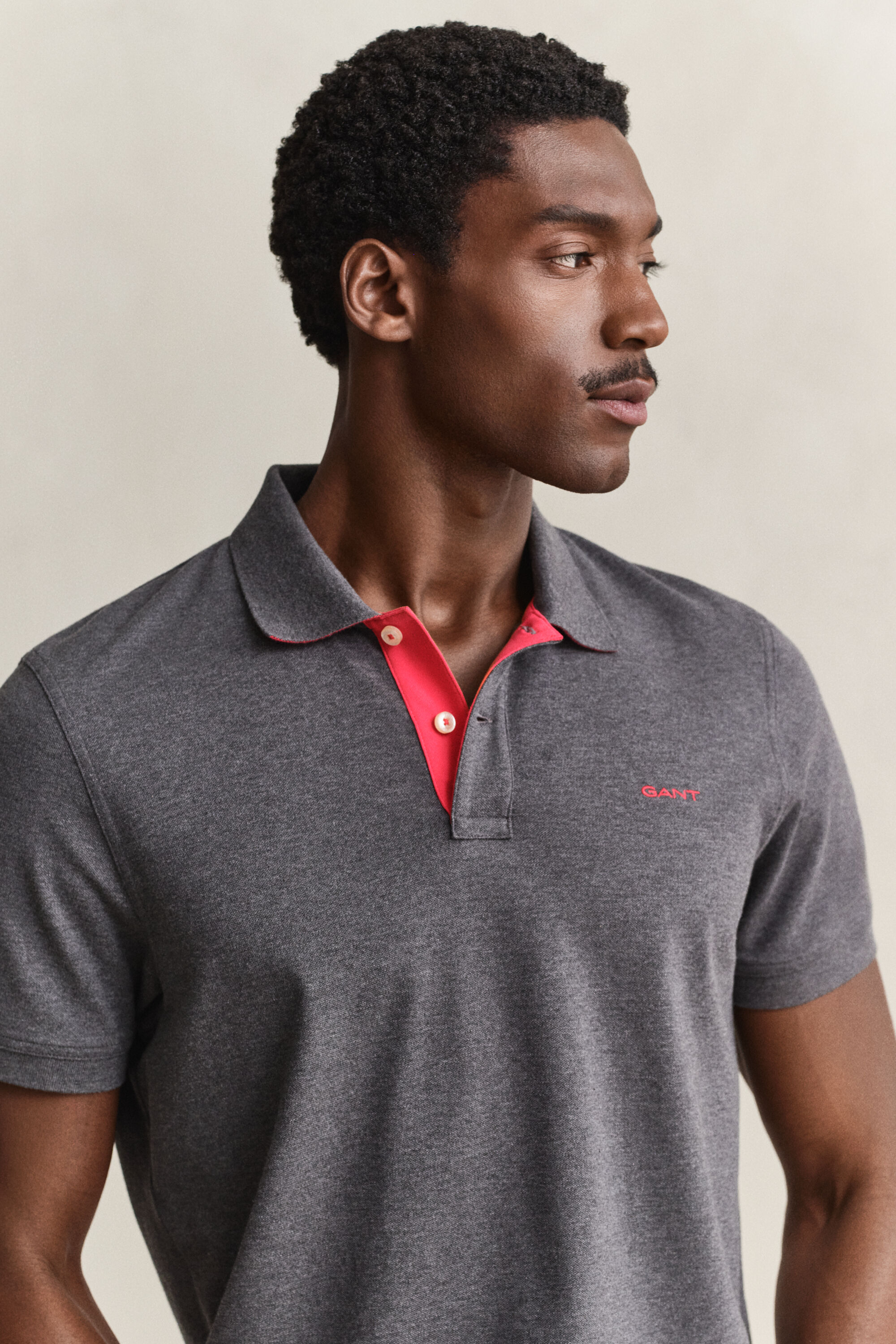Piqué poloshirt met contrasterend detail