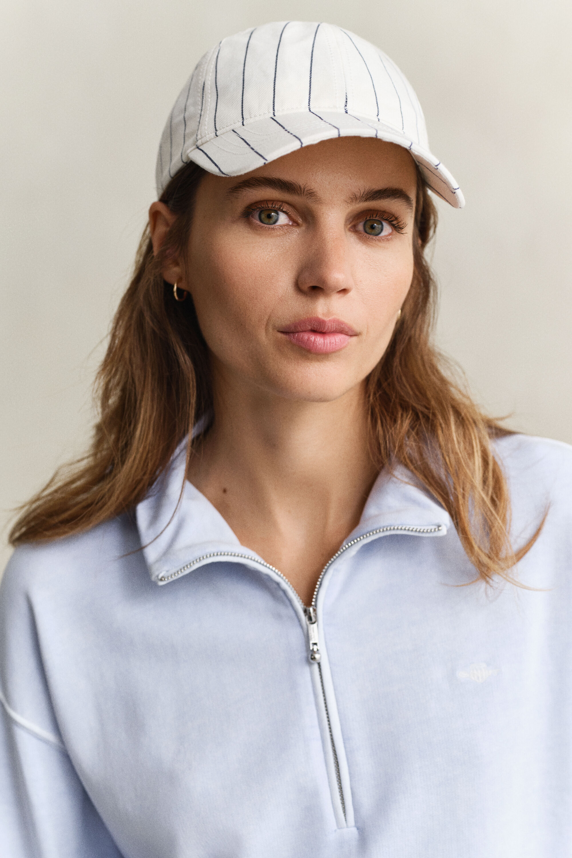 Verwassen Shield sweatshirt met korte rits