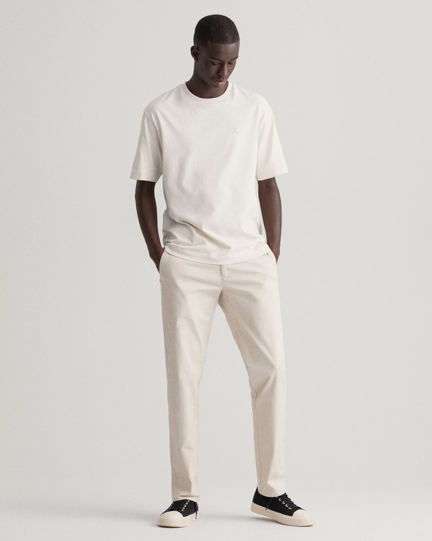 Hallden Slim Fit Tech Prep™ chino