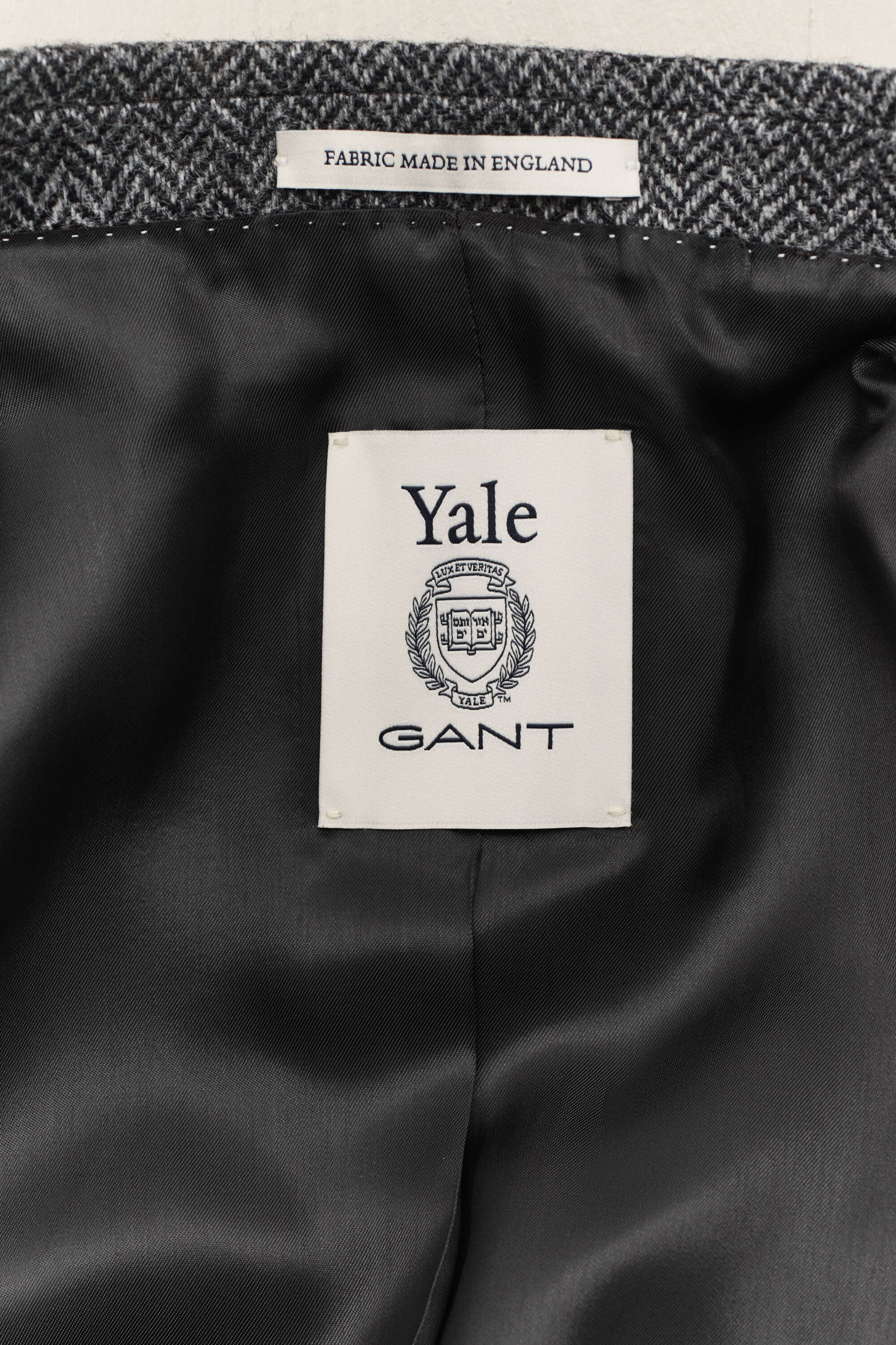Gant x Yale tweed blazer