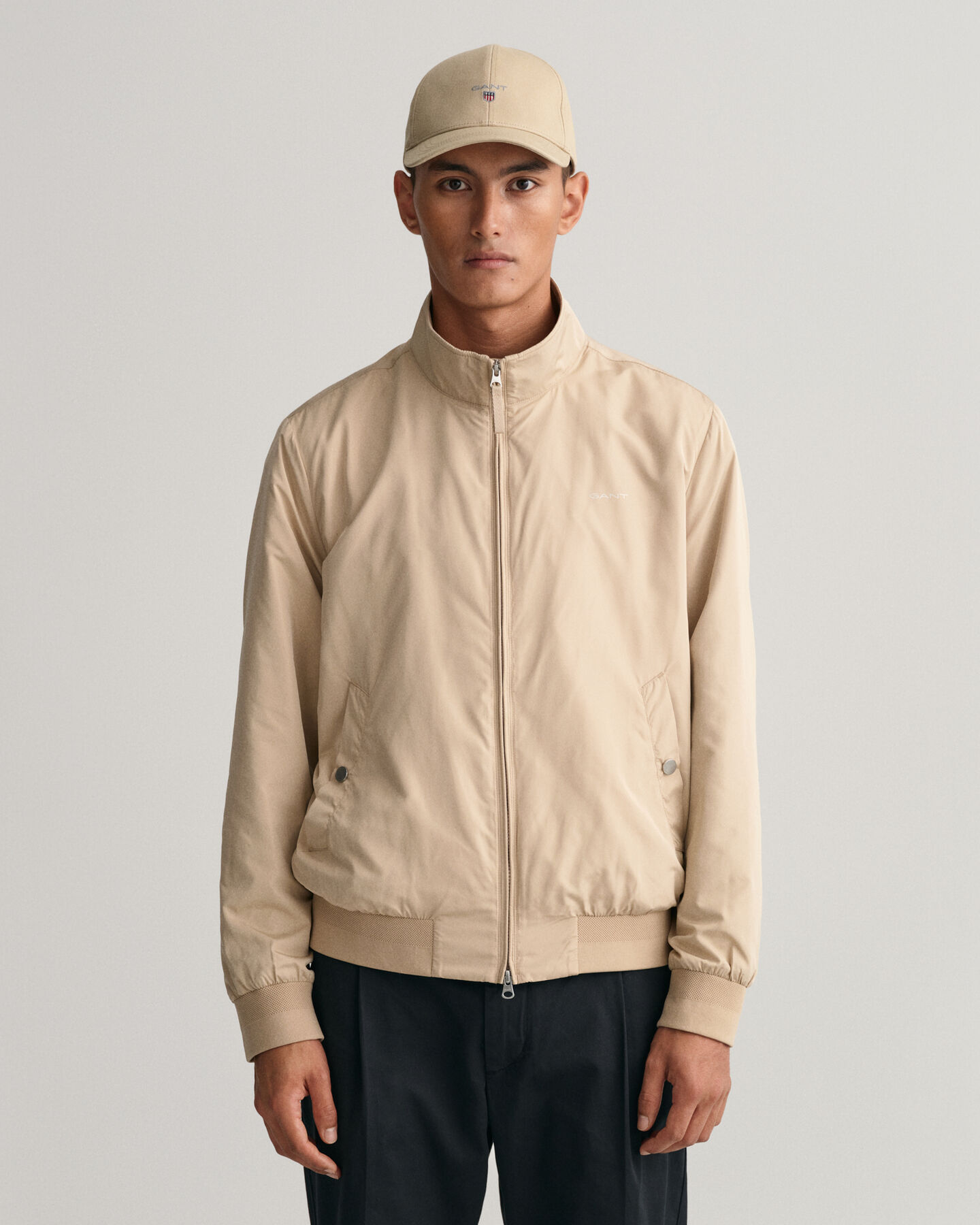 Hoge pet van katoenkeper