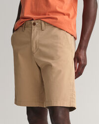 Hallden Slim Fit short van keperstof