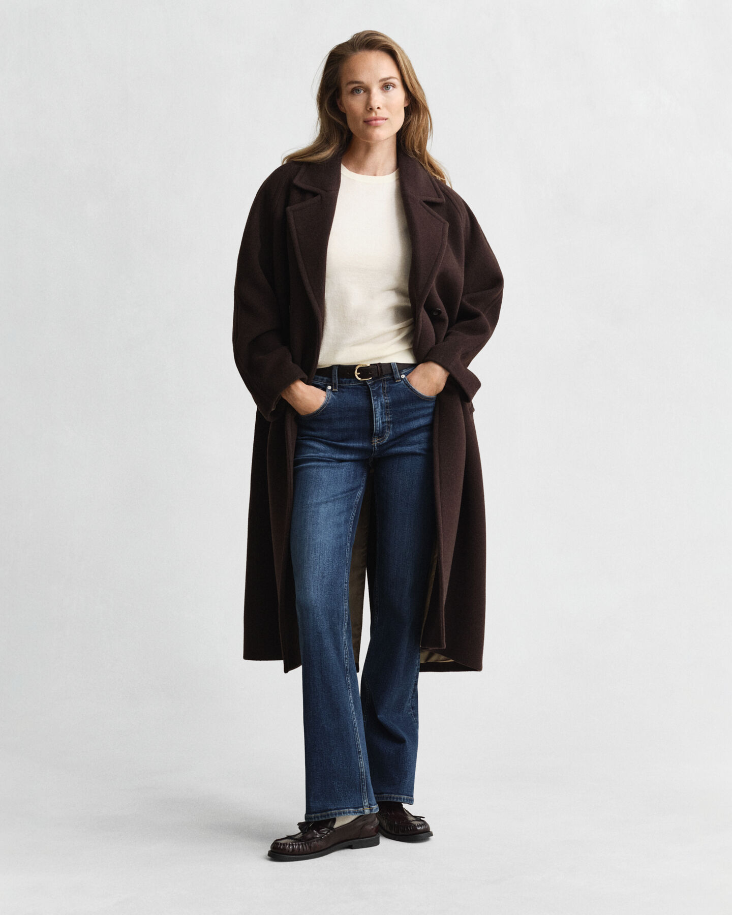 Lichtgewicht trui met ronde hals en korte mouwen