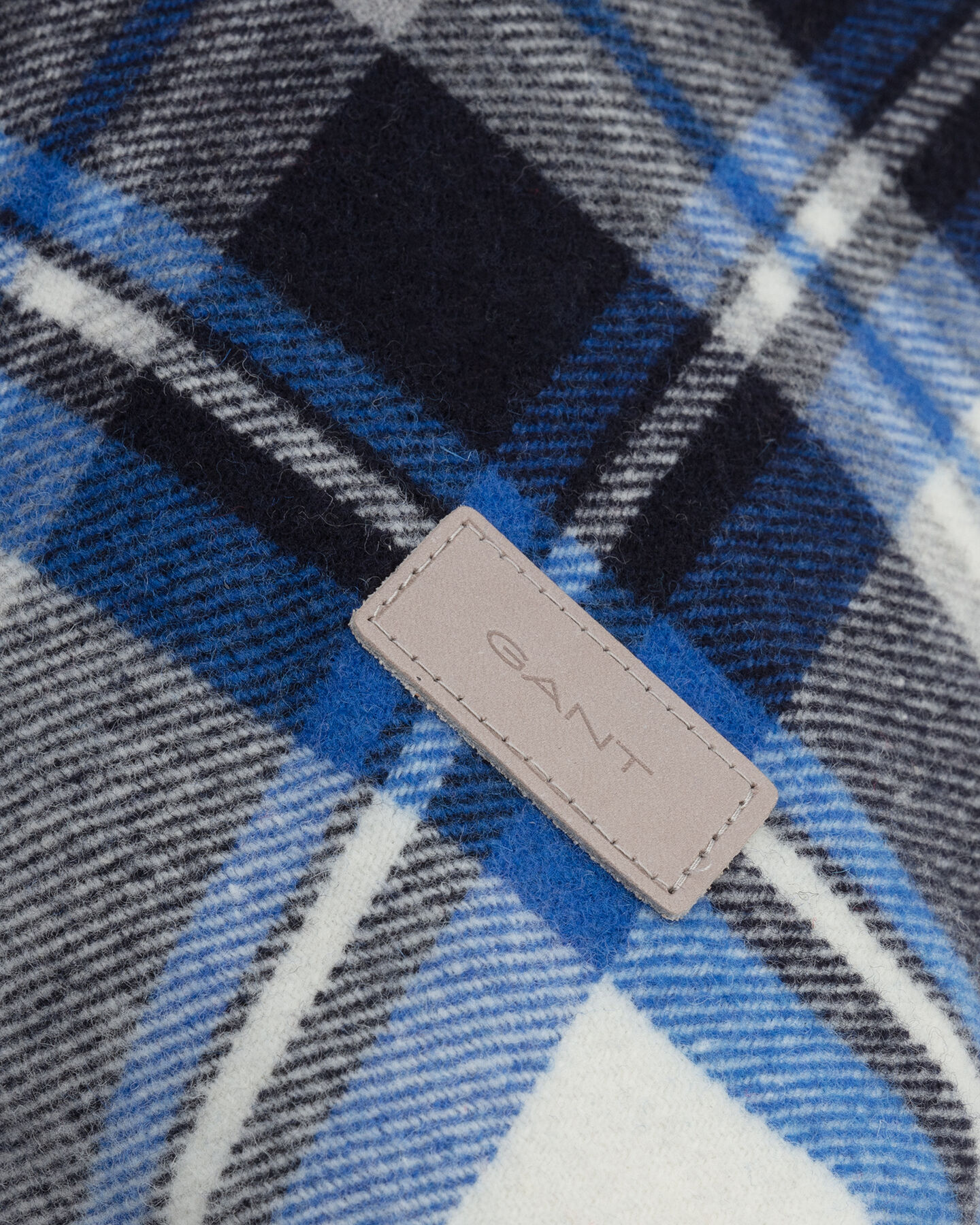 Kussenhoes met Schotse ruit