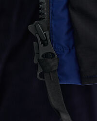 Gewatteerd jack met kleurblokken