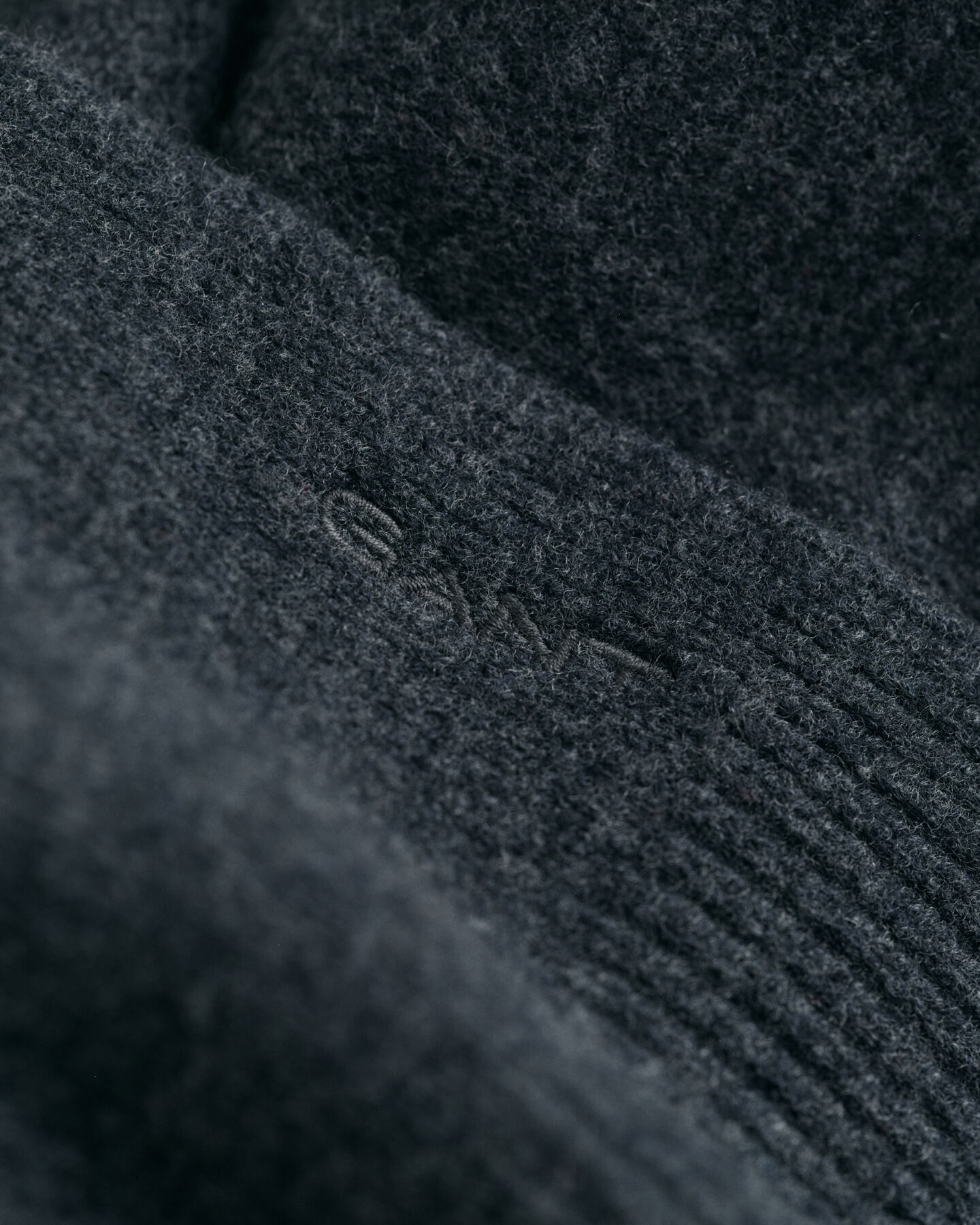 Gebreide wollen sjaal