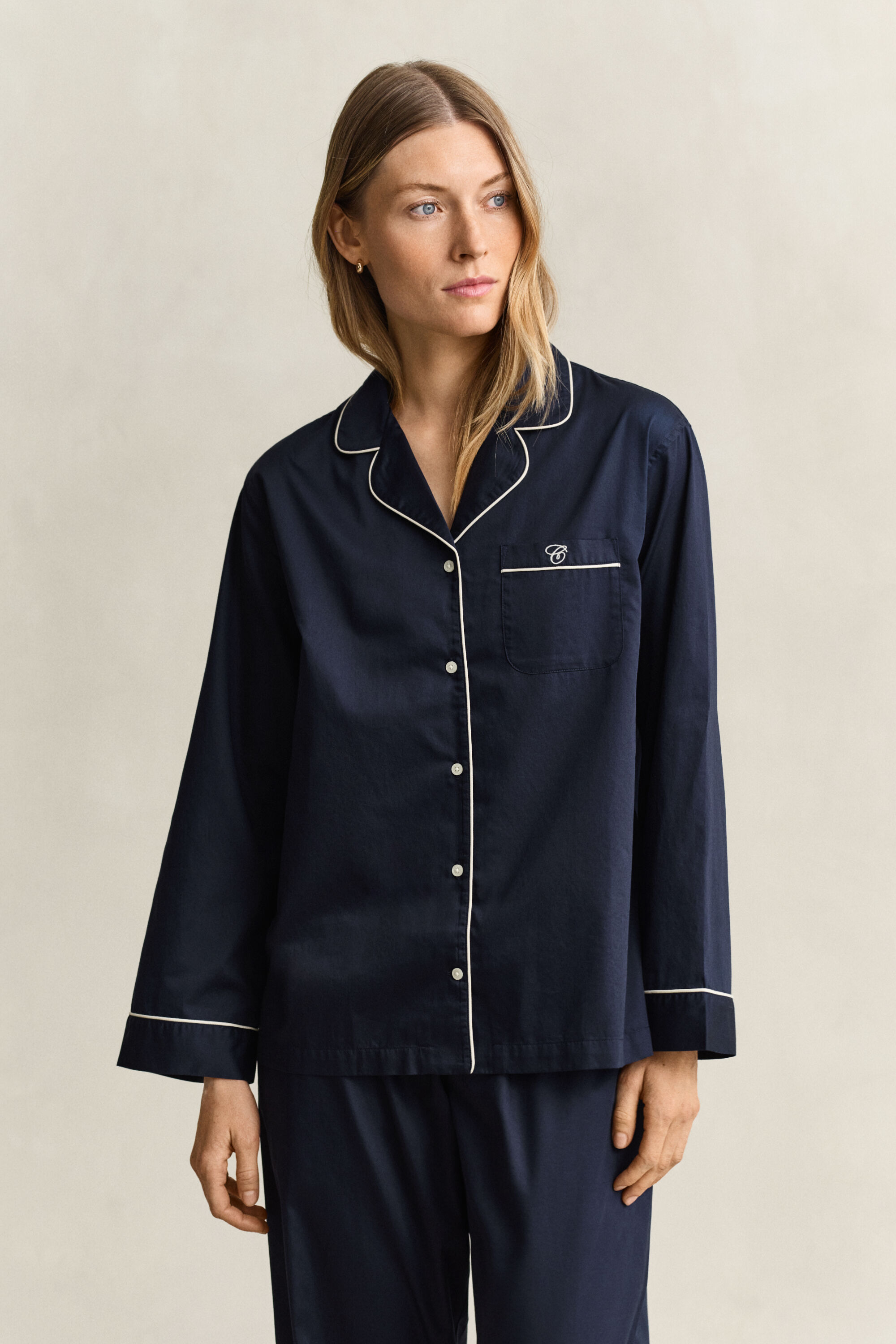 Satijnen pyjama
