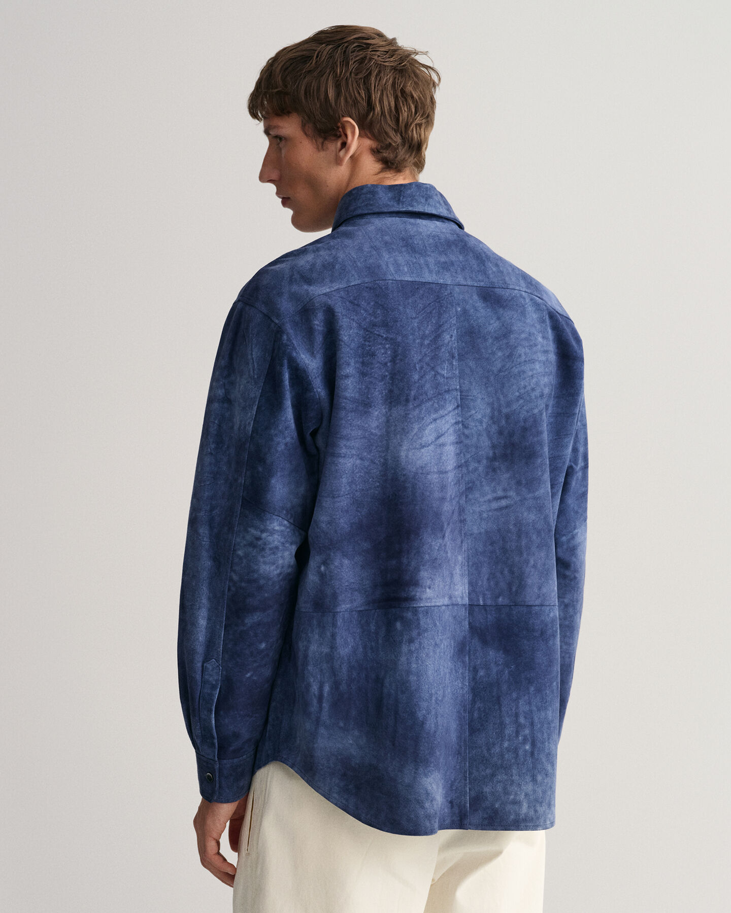 Oversized indigo overhemd van suède