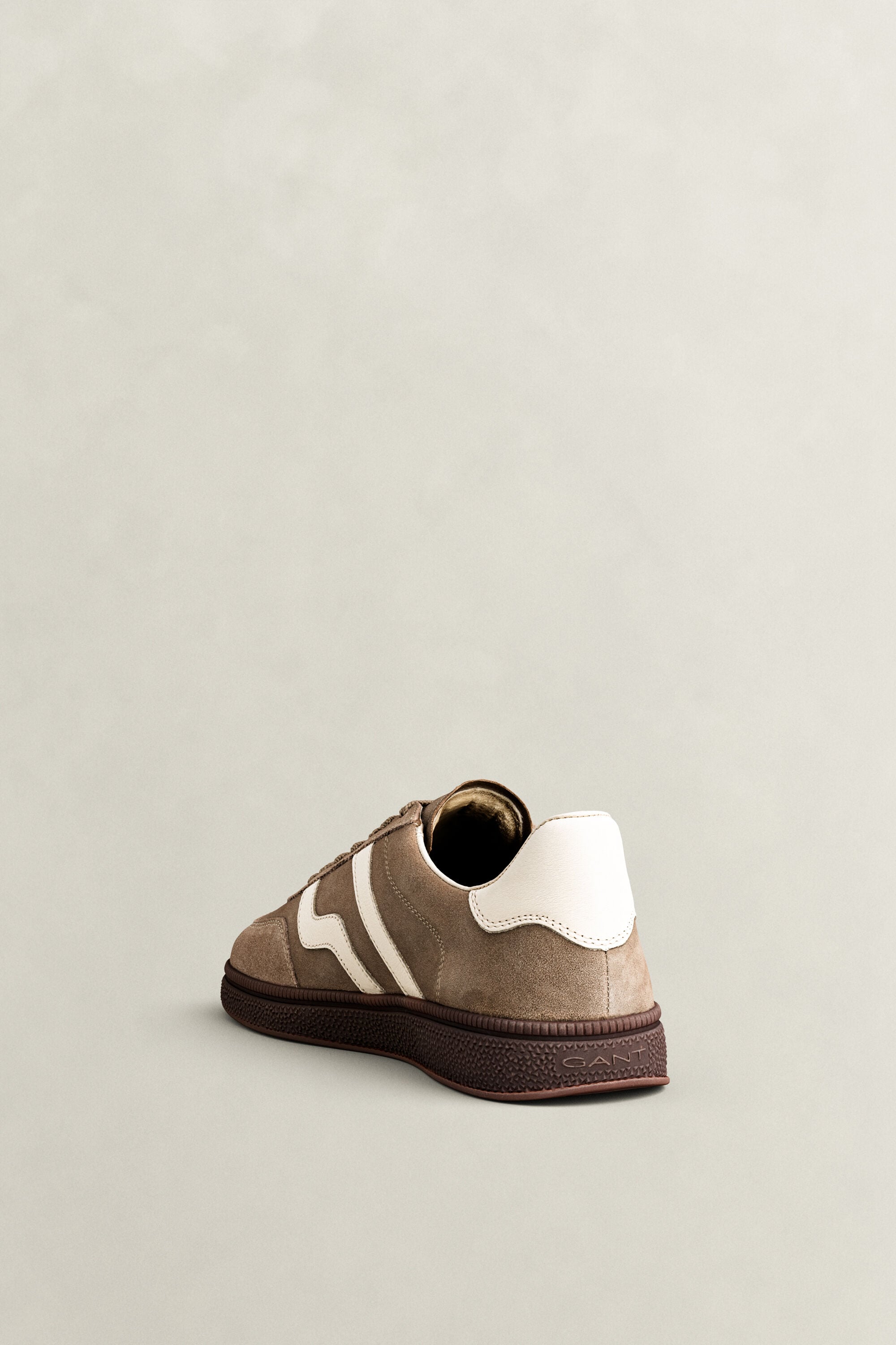 Cuzmo suède sneakers