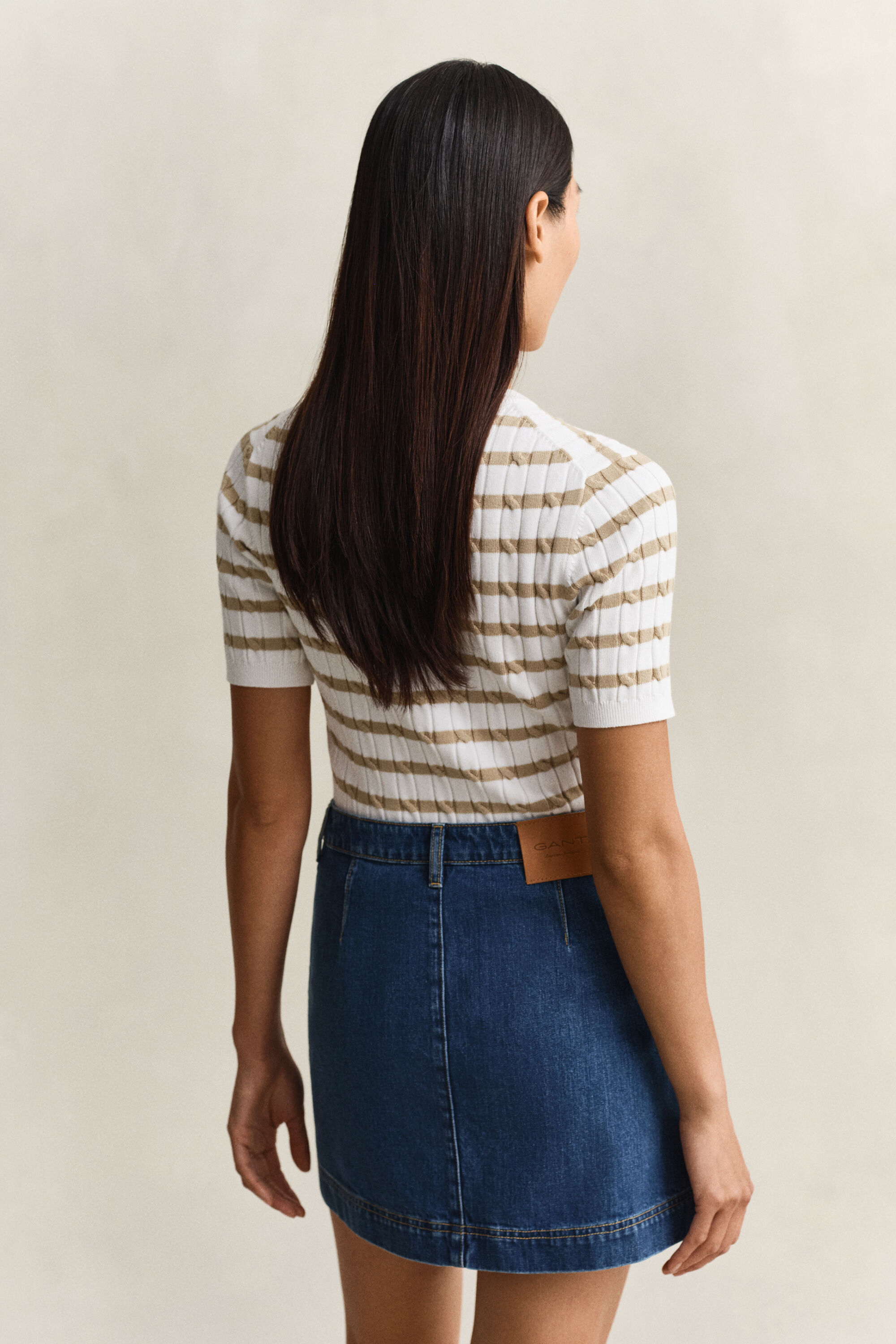 Gebreide kabeltrui met korte mouwen en strepen