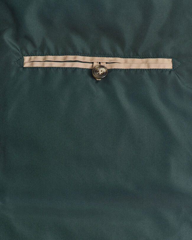 Bodywarmer met halfzware wattering van dons