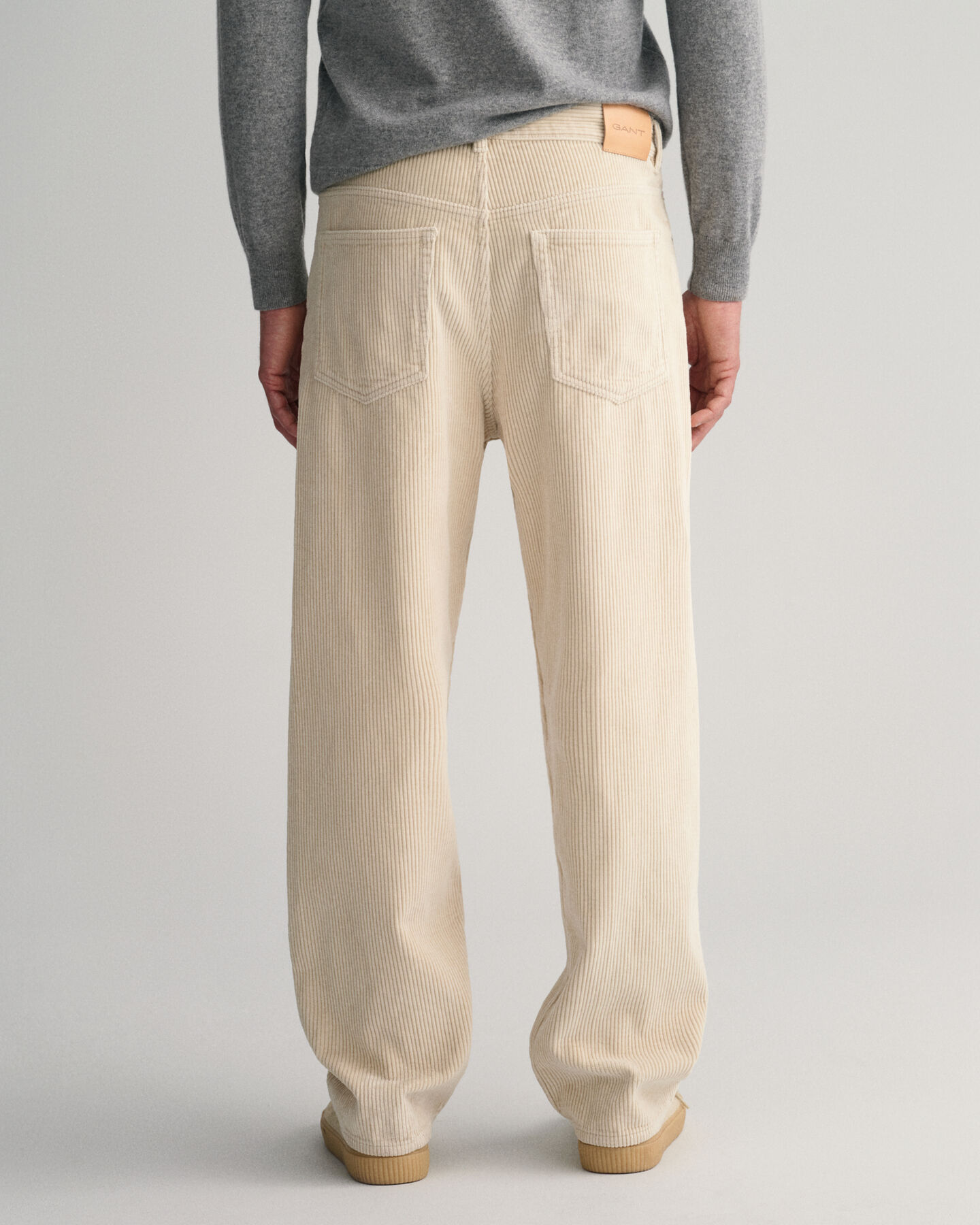 Loose Fit corduroy jeans