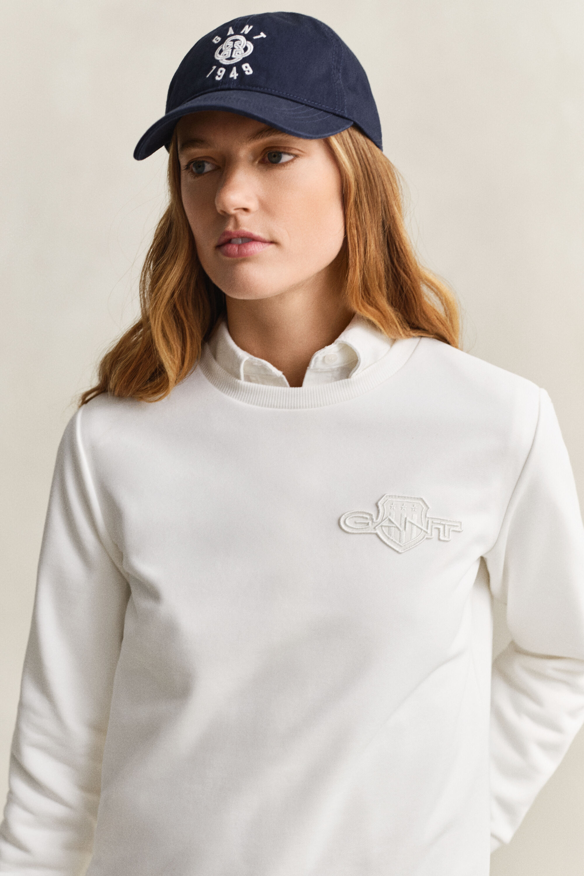 Tonal Shield sweatshirt met ronde hals