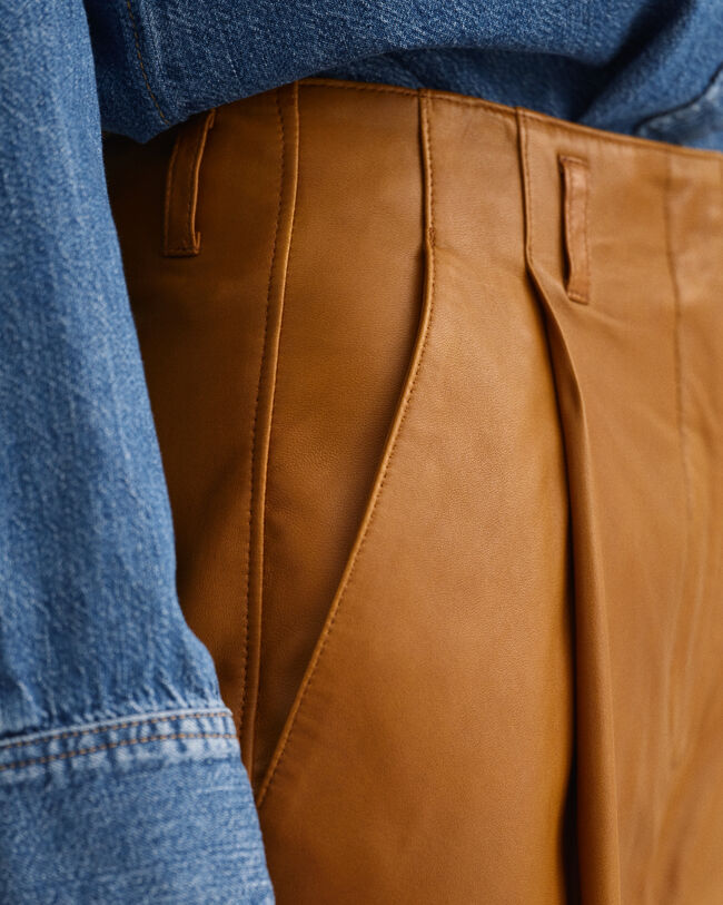 Leren broek met plooien
