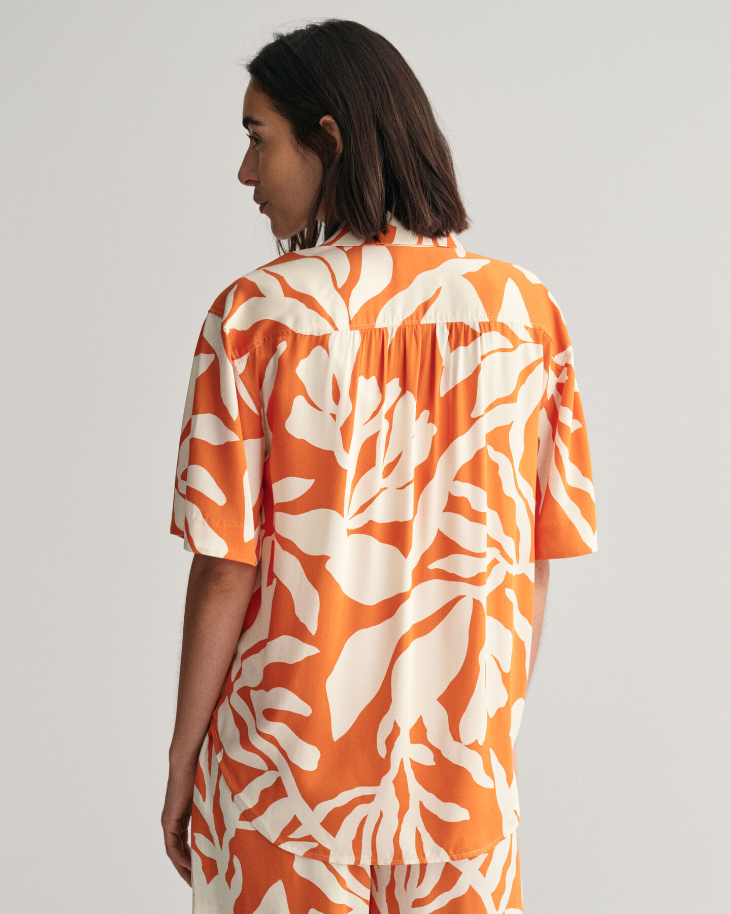 Relaxed Fit Palm Print blouse met korte mouwen