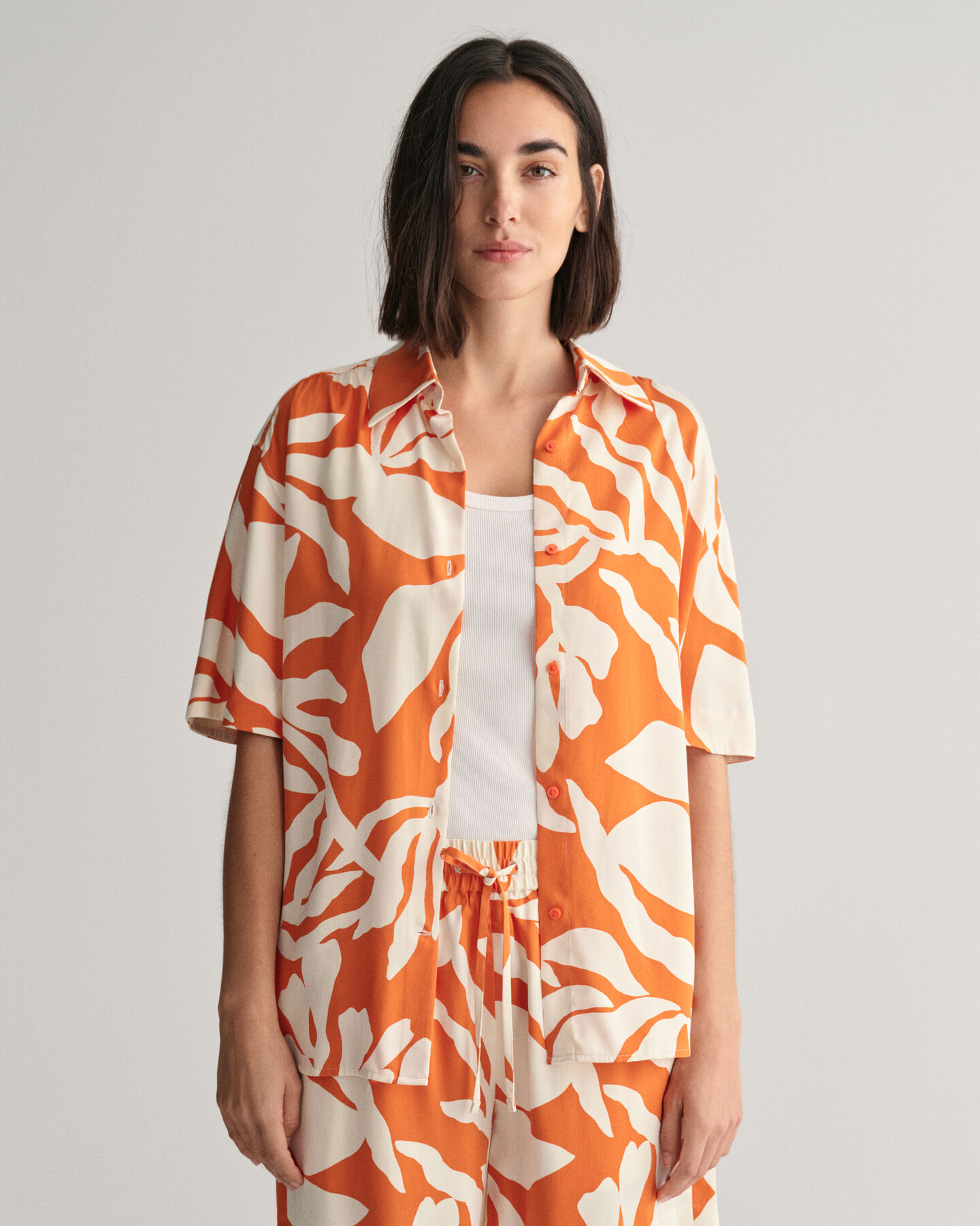 Relaxed Fit Palm Print blouse met korte mouwen
