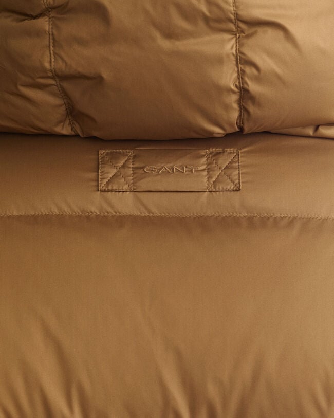 Glanzend gewatteerd jack