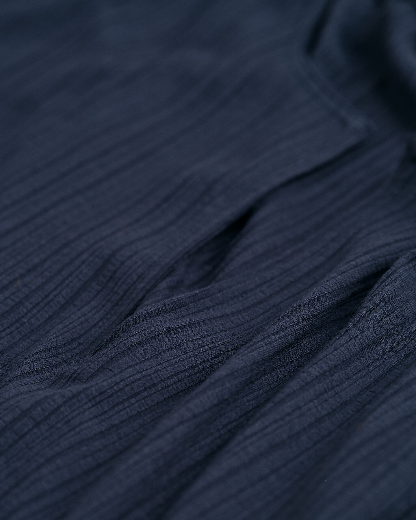 Mouwloze jurk met detail hals