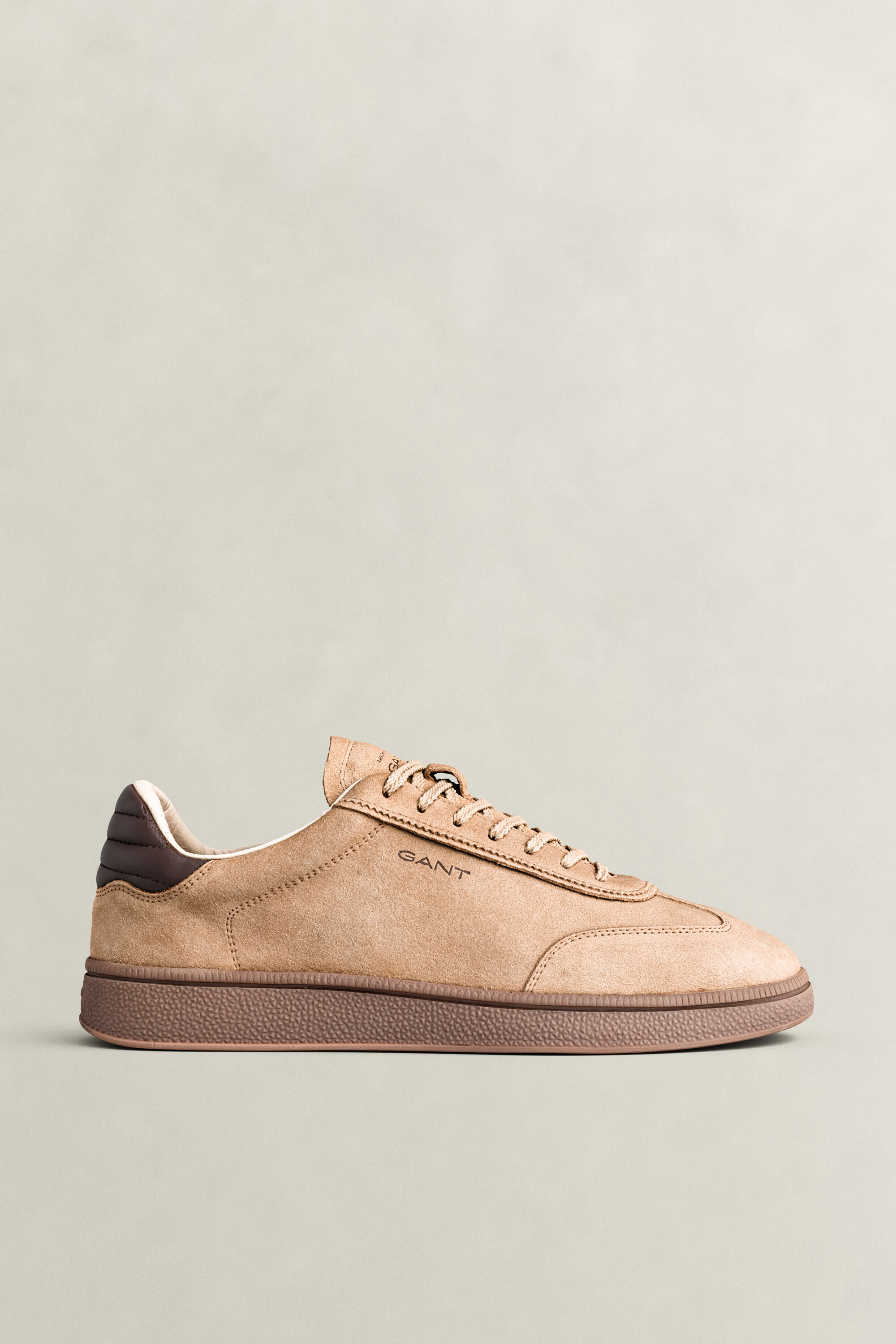 Cuzmo suède sneakers