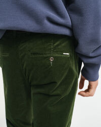 Slim Fit corduroy chino