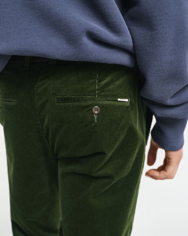 Slim Fit corduroy chino