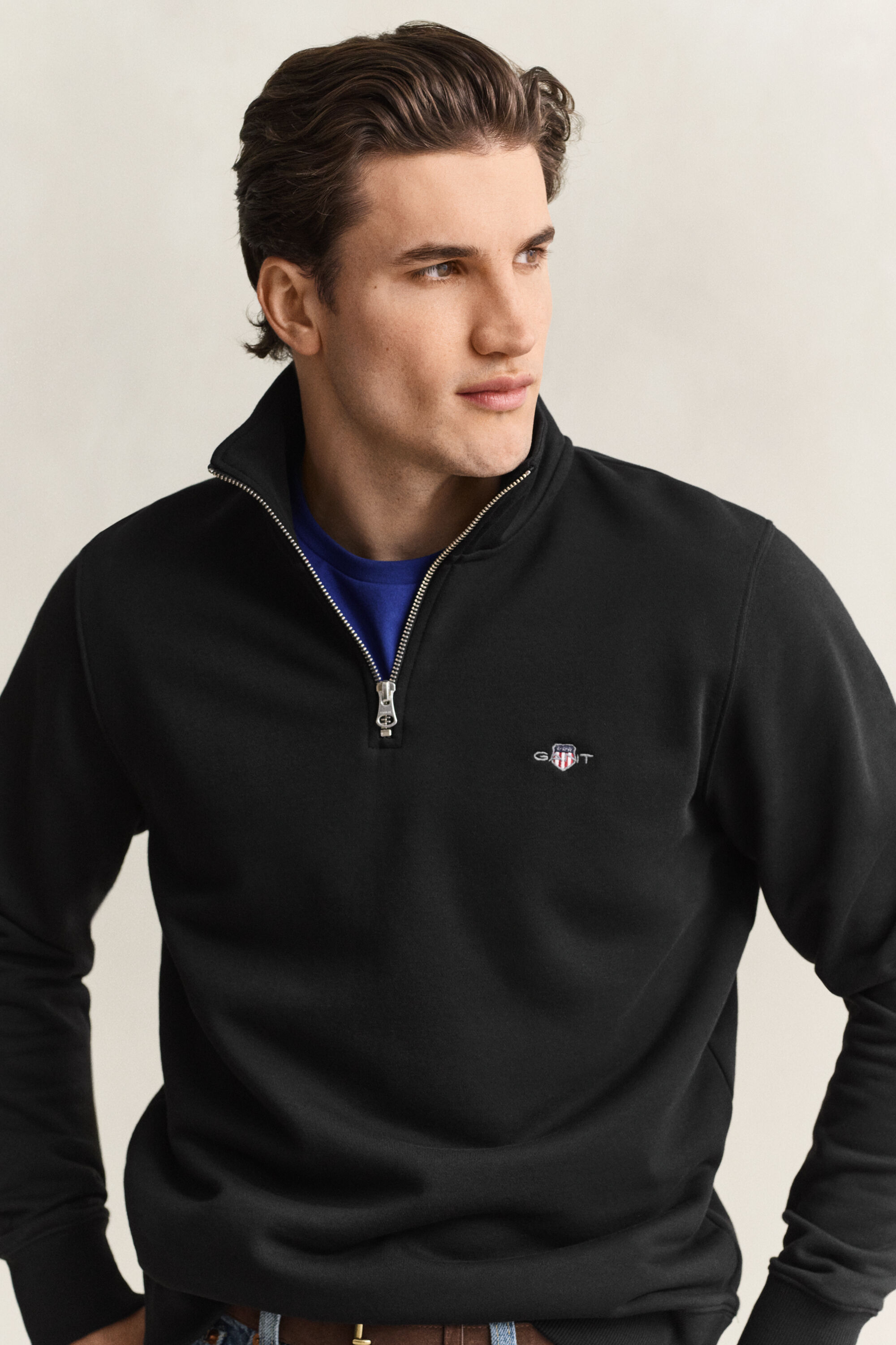 Shield sweatshirt met korte rits