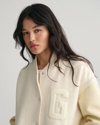 Boucl&eacute; GANT Varsity Jacket
