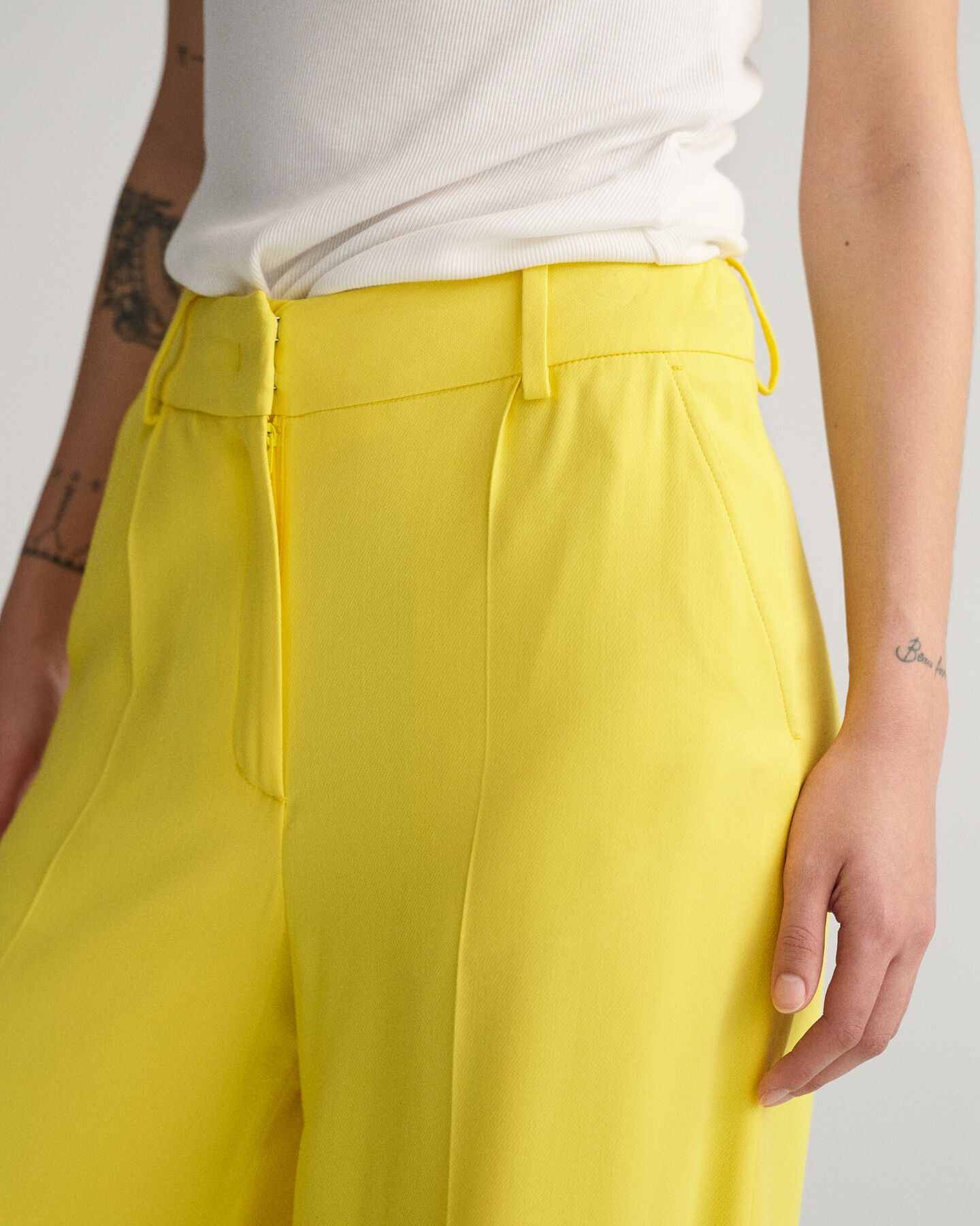 Fluid broek met wijde pijpen