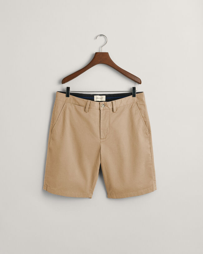 Seasonal Essential Regular Fit Archive Shield chinoshort