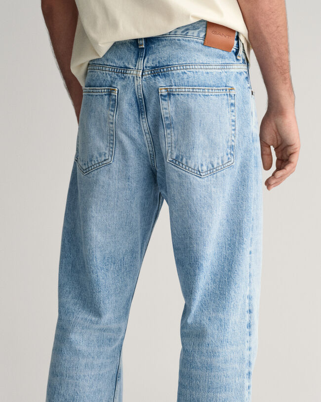Loos Fit jeans met wijde pijpen
