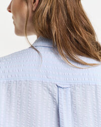 Seersucker jurk met ton sur ton streepje