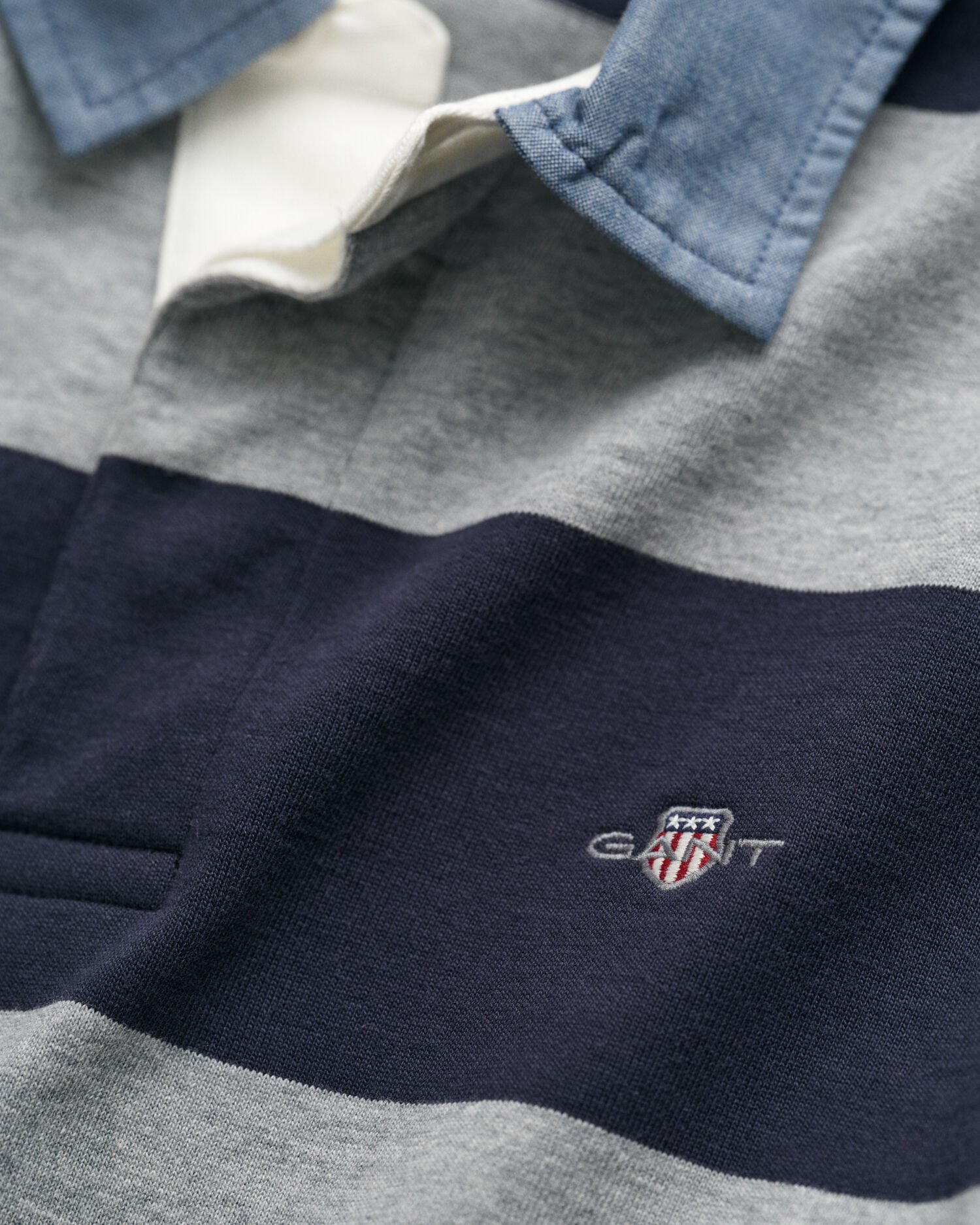 Gestreepte Heavy Rugger met chambray kraag