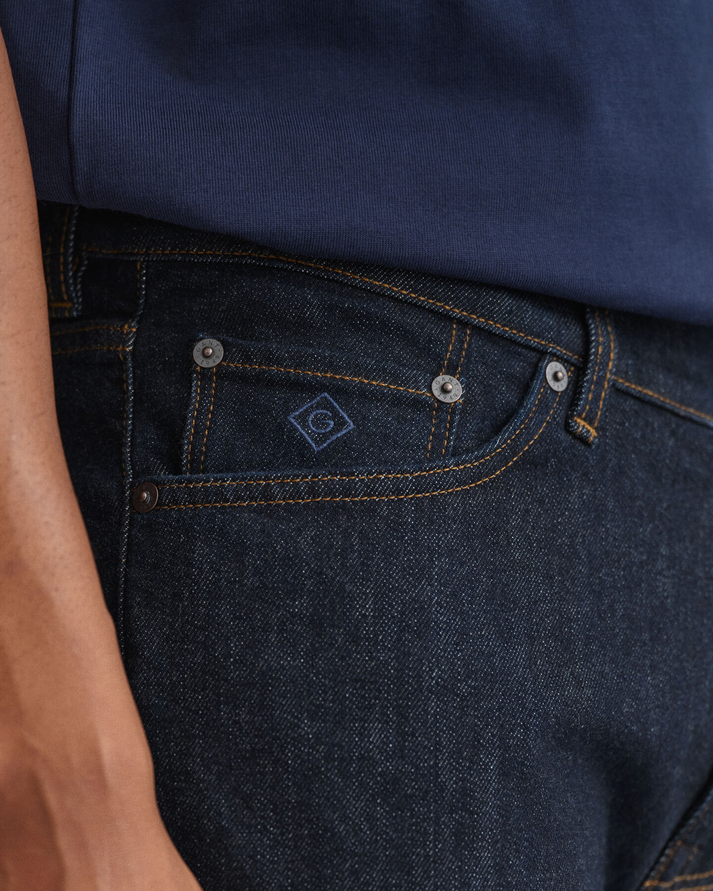 Hayes Slim Fit jeans