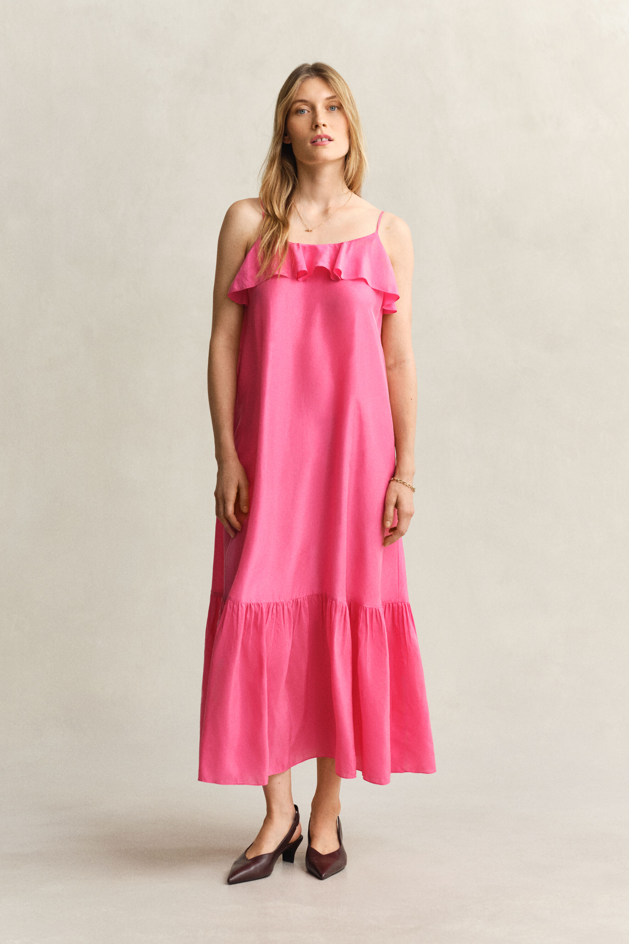 Zijden jurk met bandjes