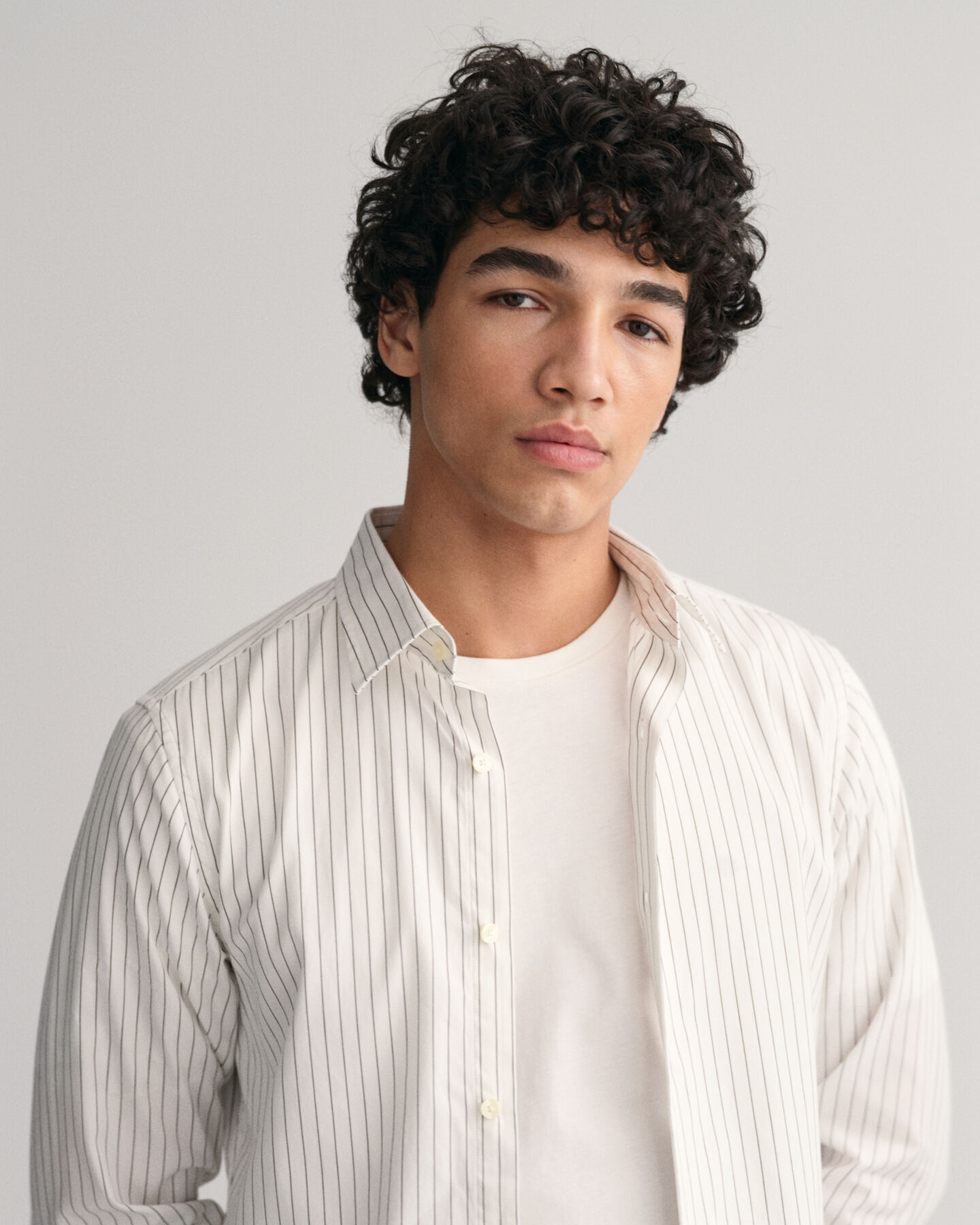 Slim Fit net overhemd met krijtstreep