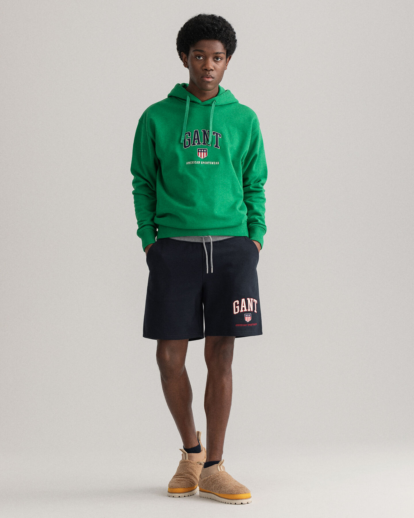 Retro Shield sweatshort