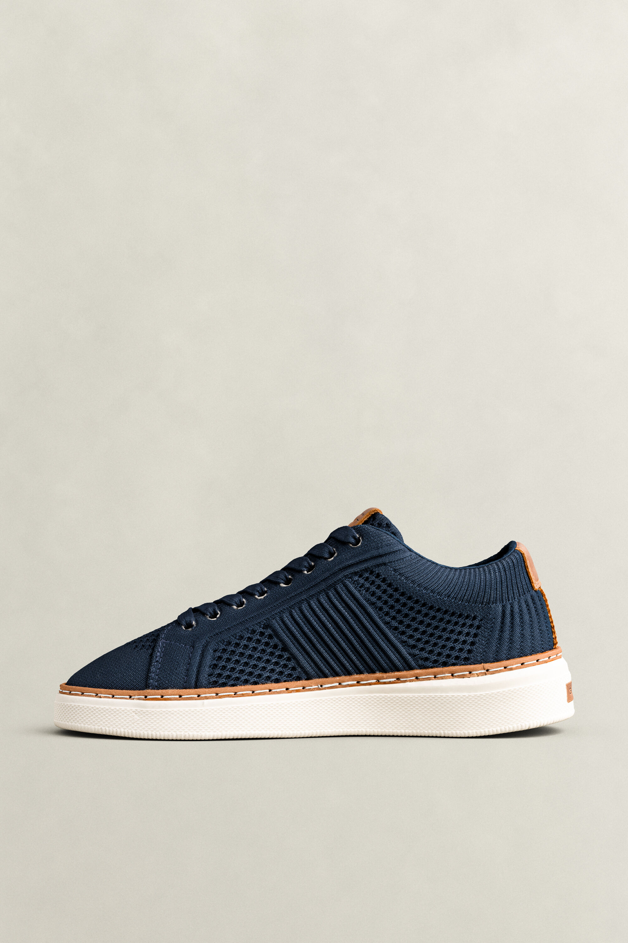 San Prep sneakers