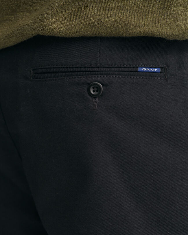 Allister Regular Fit Tech Prep&trade; short