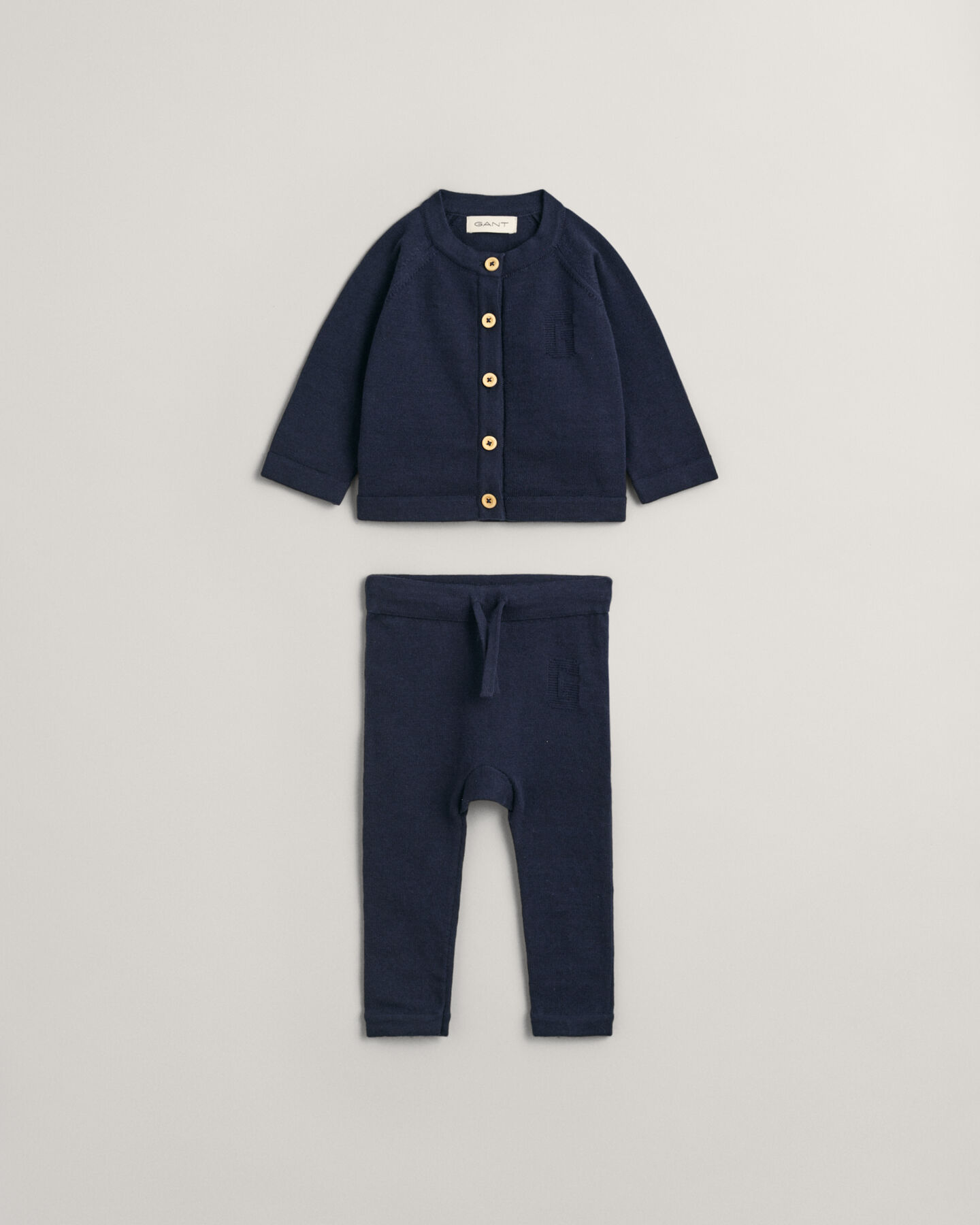Baby cadeauset met vest & broek