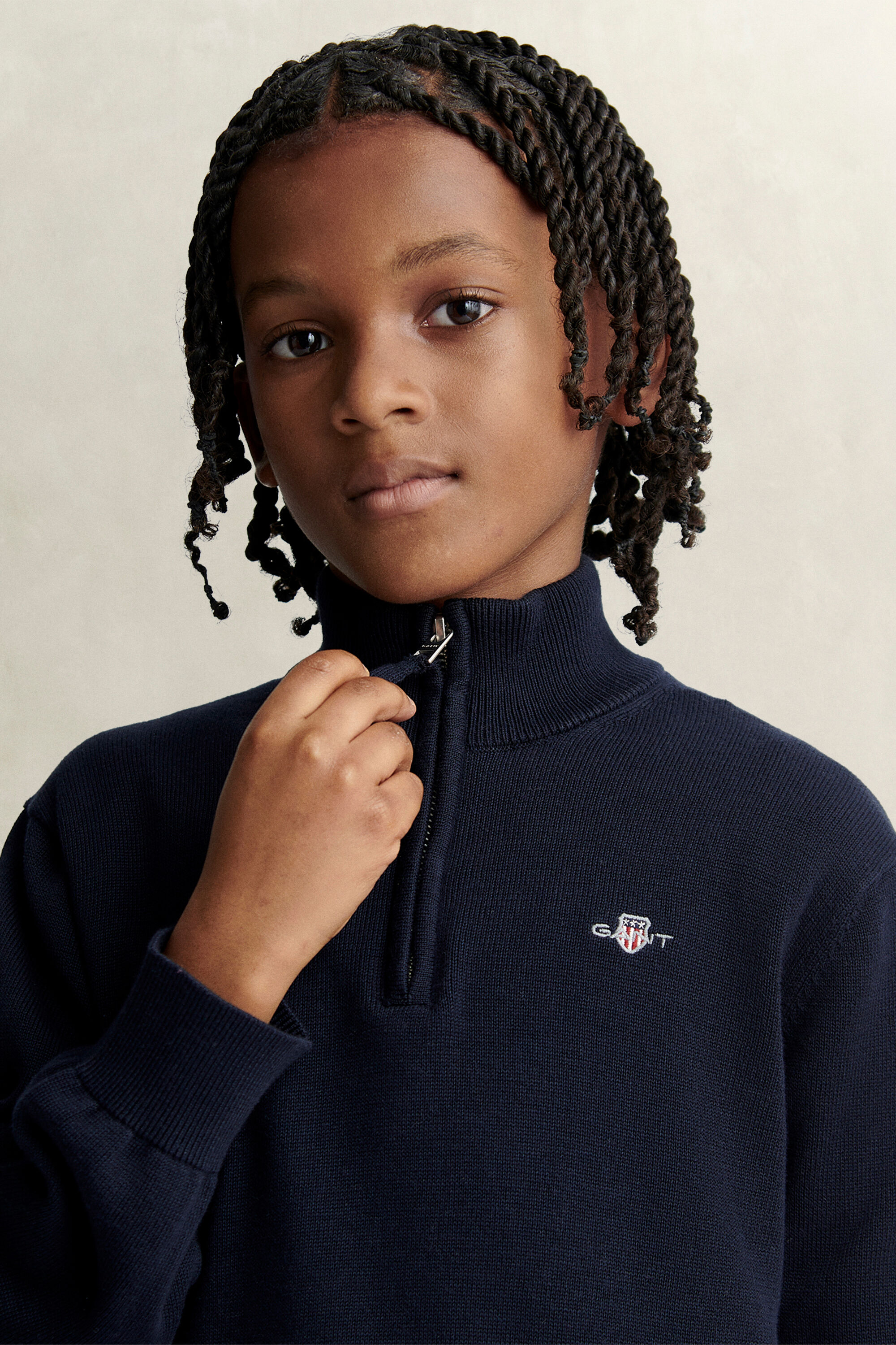 Sweater met korte rits en schild voor tienerjongens
