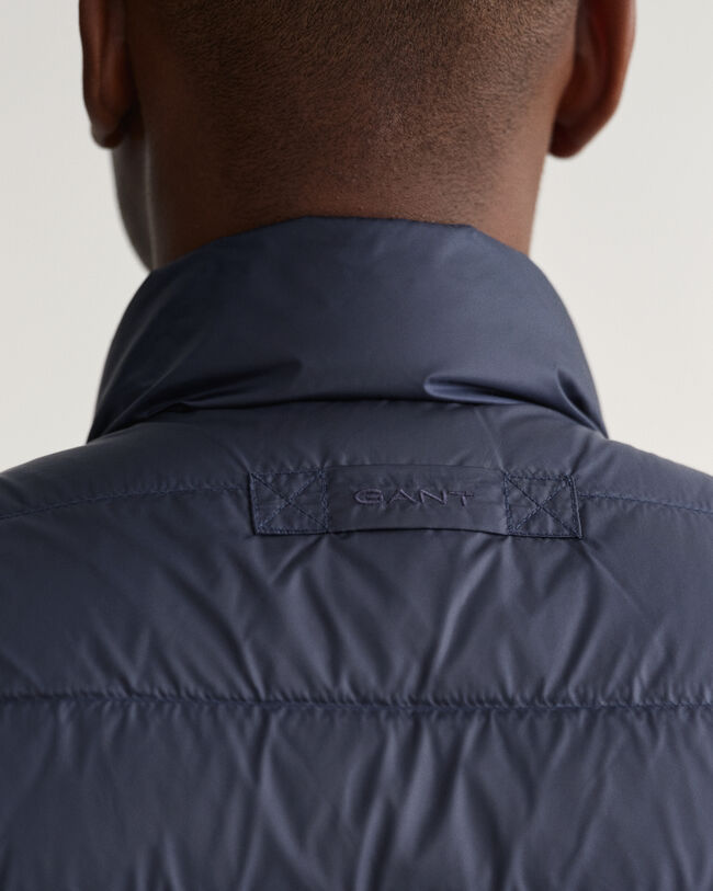 Lichte donsbodywarmer