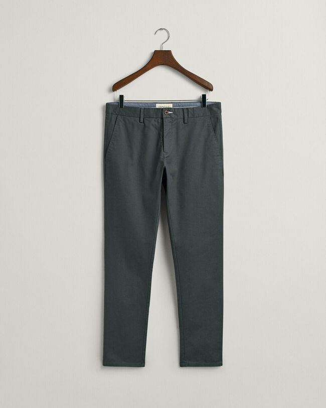 Slim Fit chino