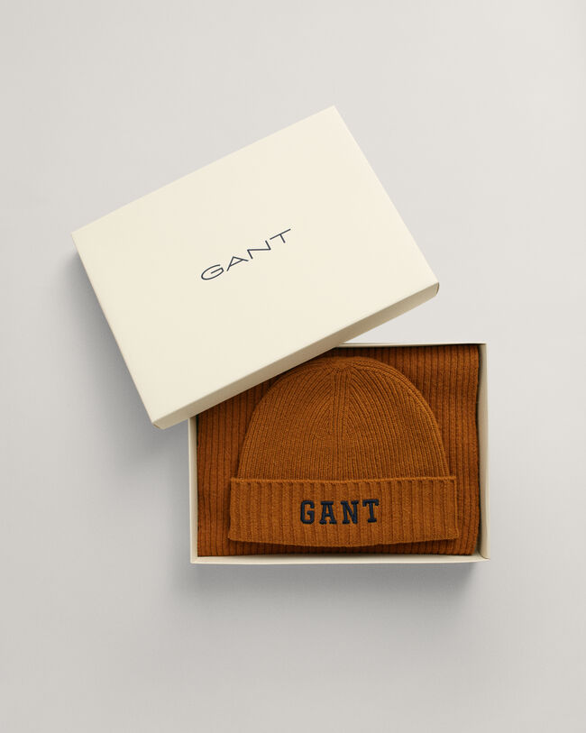 Cadeauset met muts en sjaal