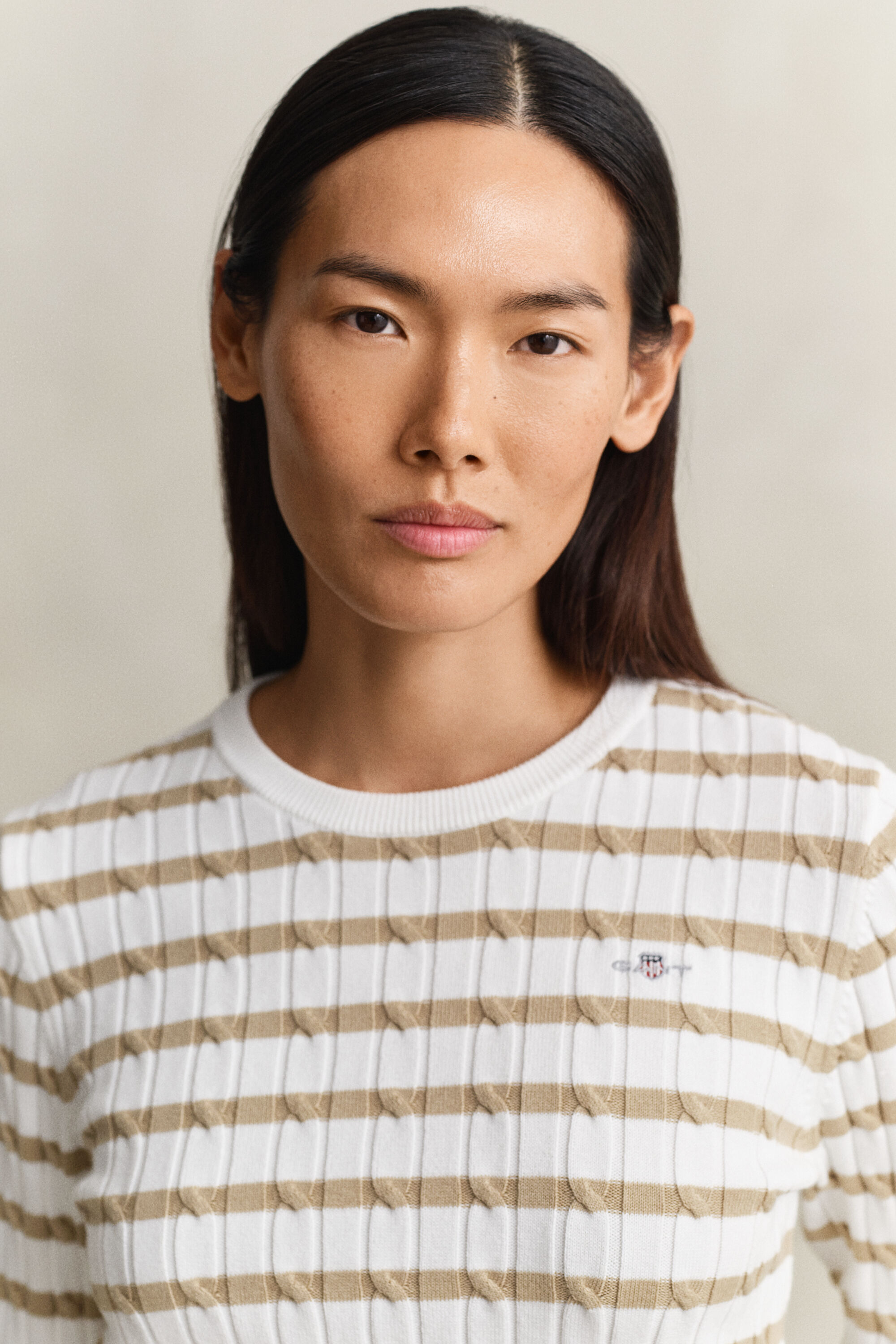 Gebreide kabeltrui met ronde hals en strepen