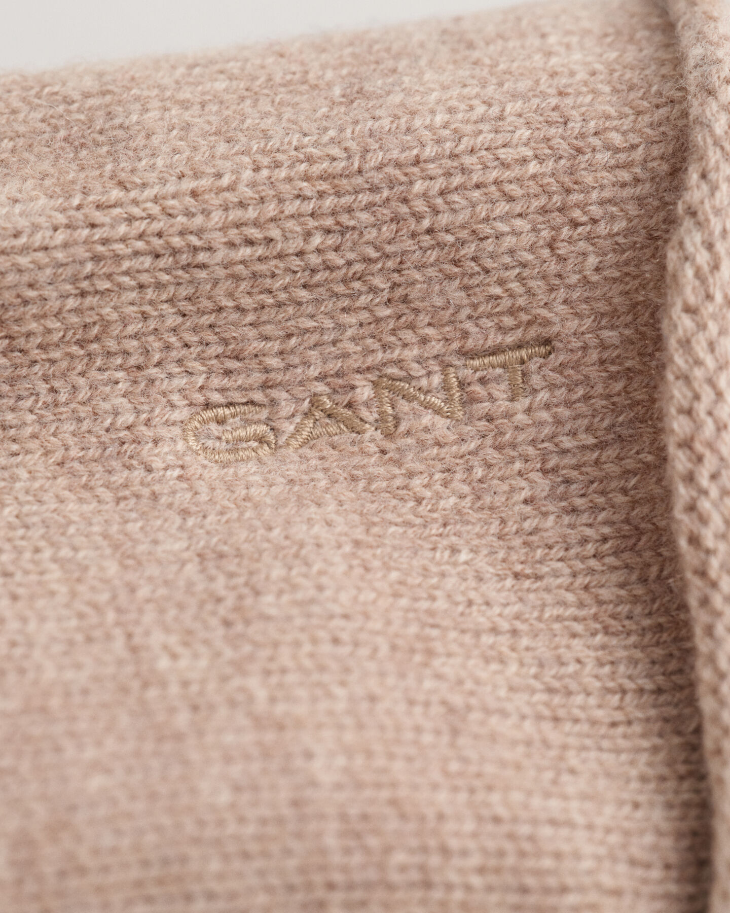 Gebreide wollen colsjaal