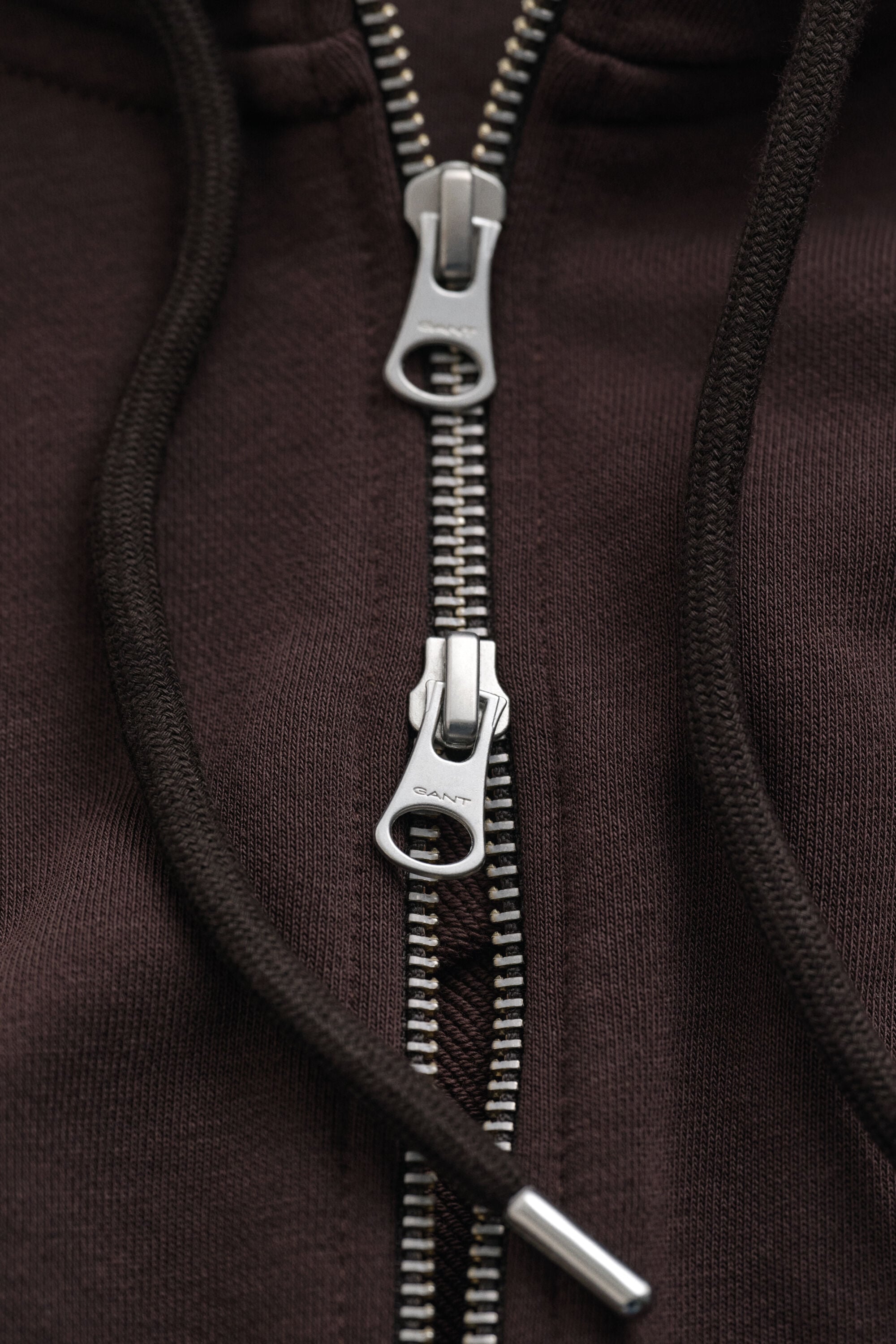 Shield hoodie met ritssluiting