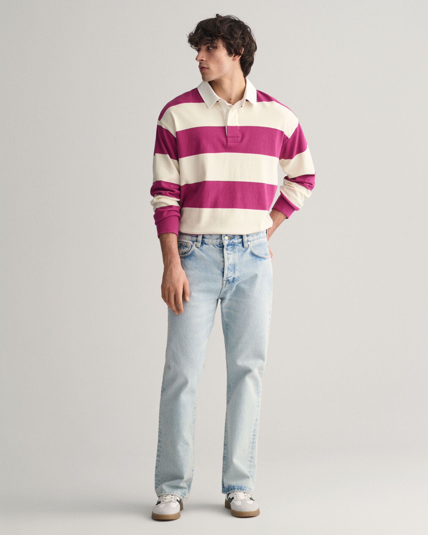 Loose Fit Light Washed jeans